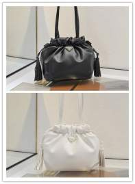Picture of Prada Handbags _SKUfw167605349fw